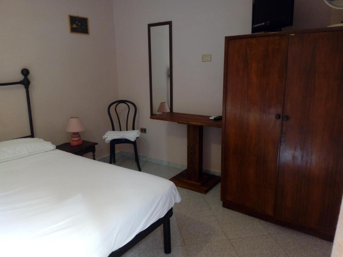 Il Cactus Bed & Breakfast San Giovanni Incarico Bagian luar foto